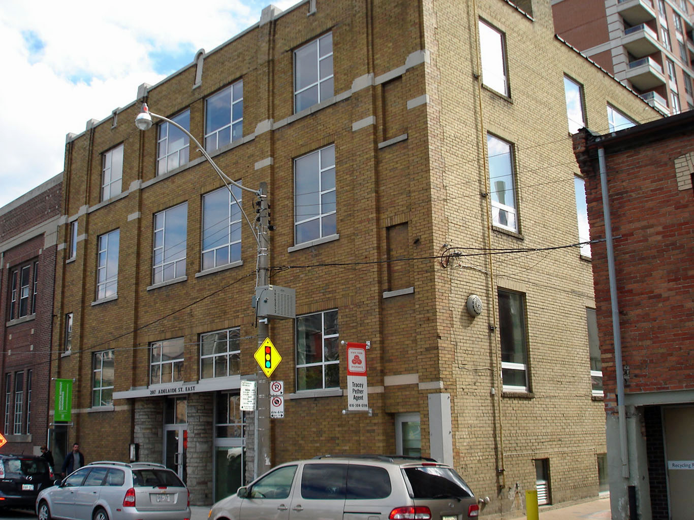 WorkplaceOne (100, 200)